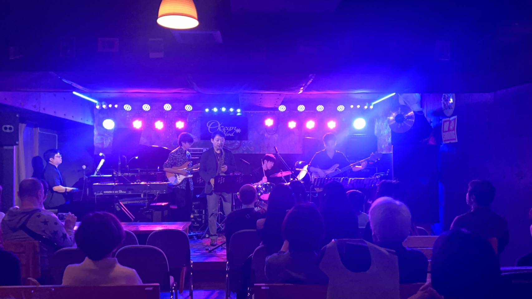 2025年発表会の講師演奏の様子 2025年発表会の講師演奏の様子